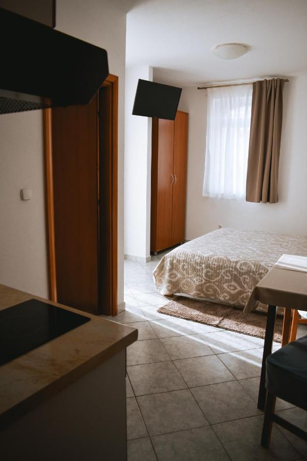 Garden House Vodice Apartamento Exterior foto