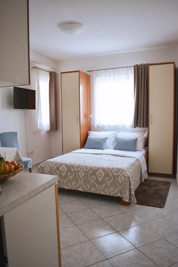 Garden House Vodice Apartamento Exterior foto