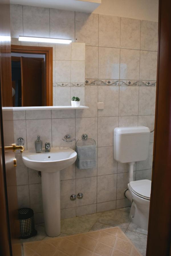 Garden House Vodice Apartamento Exterior foto