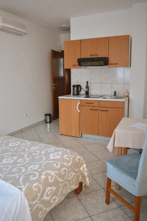 Garden House Vodice Apartamento Exterior foto